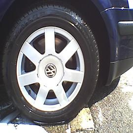 Nettoyant jantes sans acide. Action immédiate, a diluer recommandé pour les jantes alu 