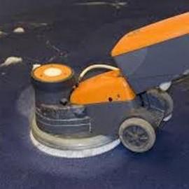 Particulièrement indiqué pour le nettoyage des tissus et des moquettes