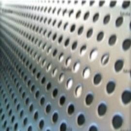 SD 2000 SP dissout, pénètre, émulsionne les tâches et graisses de toute nature