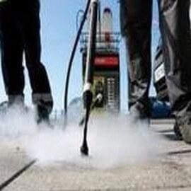 L’ANTI CALCAIRE empêche la formation de traînée blanchâtre sur les supports